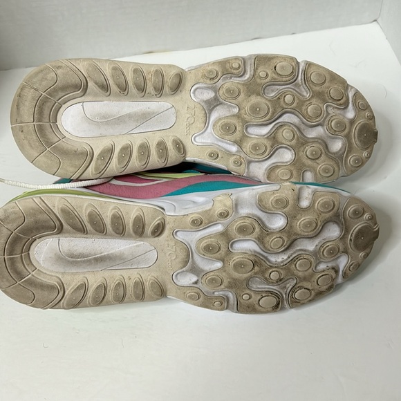 Nike Air Max 270 React Running Shoes - Picture 3 of 4